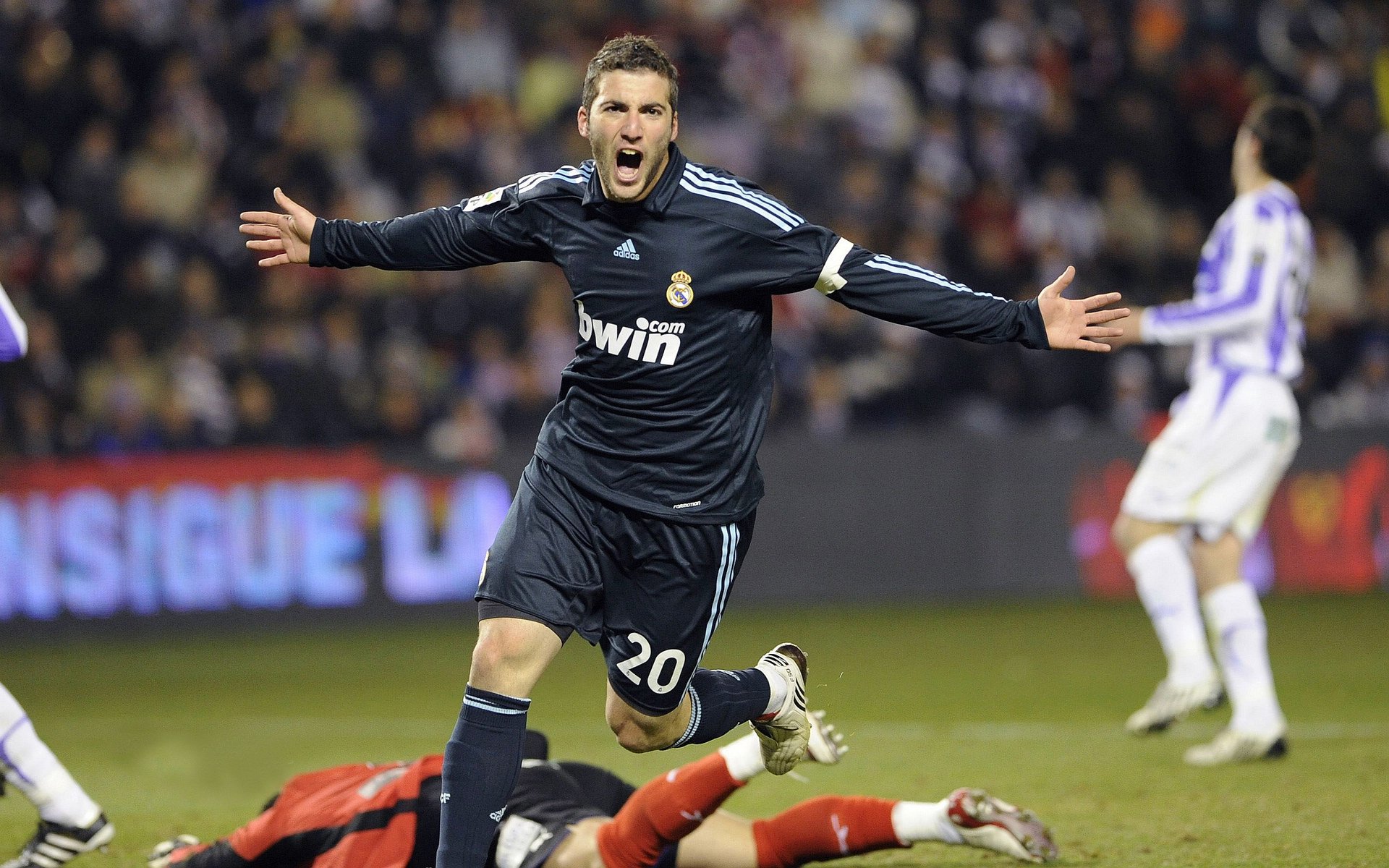 《比拼智慧：策略型游戏成为电竞新宠》，策略游戏比赛