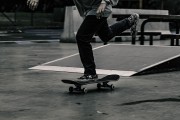 巴塞罗那遭遇队内危机 主帅面临压力，巴塞罗那队员2021
